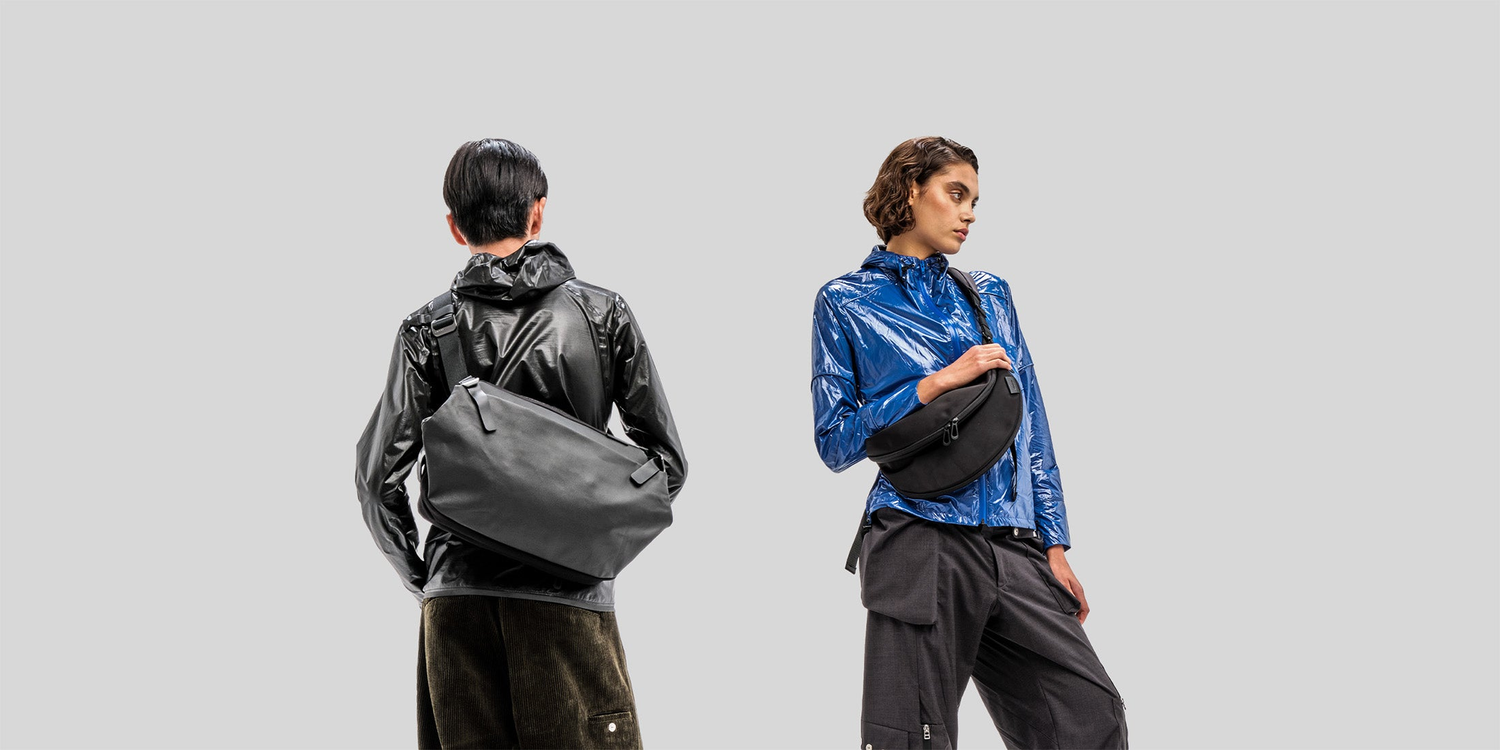 CROSSBODY BAGS / SLING BAGS