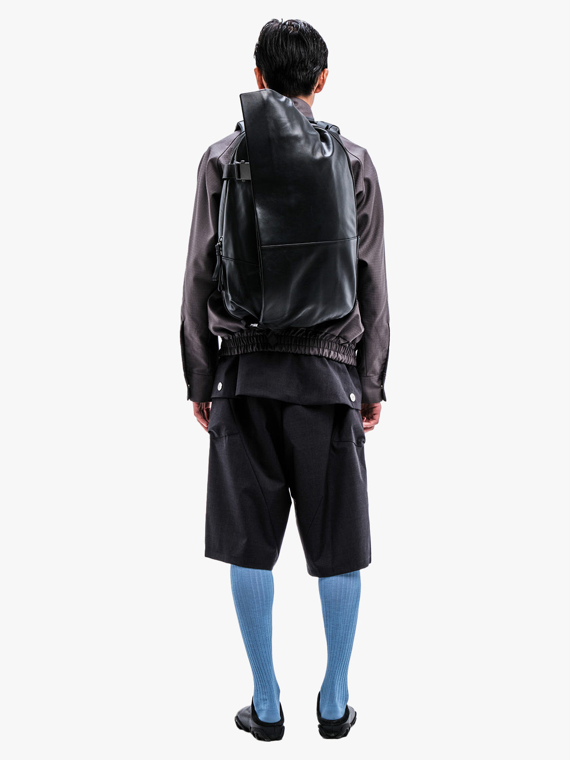 Isar M Alias Black
