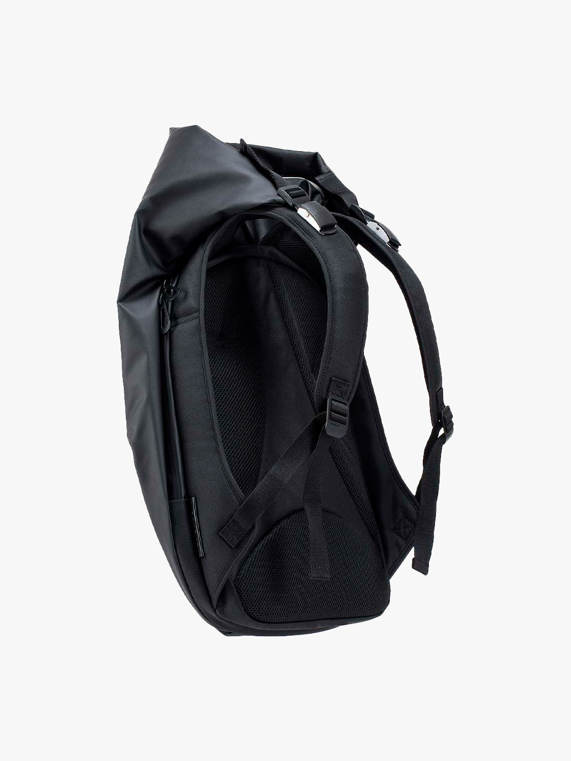 Nile M Obsidian Black