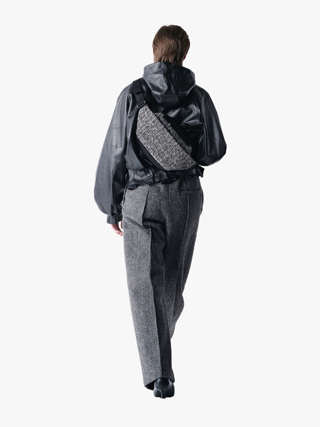 Isarau S Tweed Black & Cream