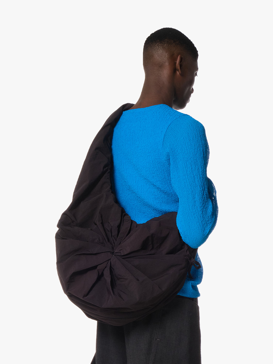 Po L Smooth Black
