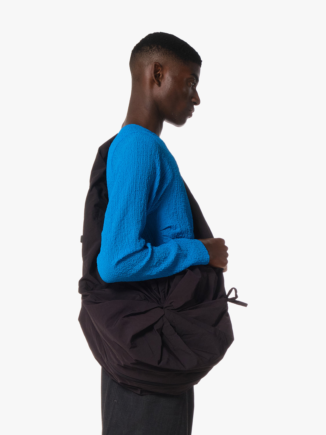 Po L Smooth Black